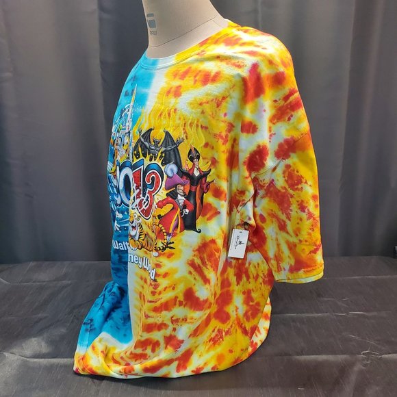 Walt Disney World Heroes vs Villains  2013 Tie-Dyed T-Shirt NWT Men's 3XL - Picture 2 of 4
